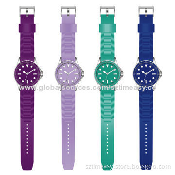Fashion timepiece with metal case and silicone band, hot sale